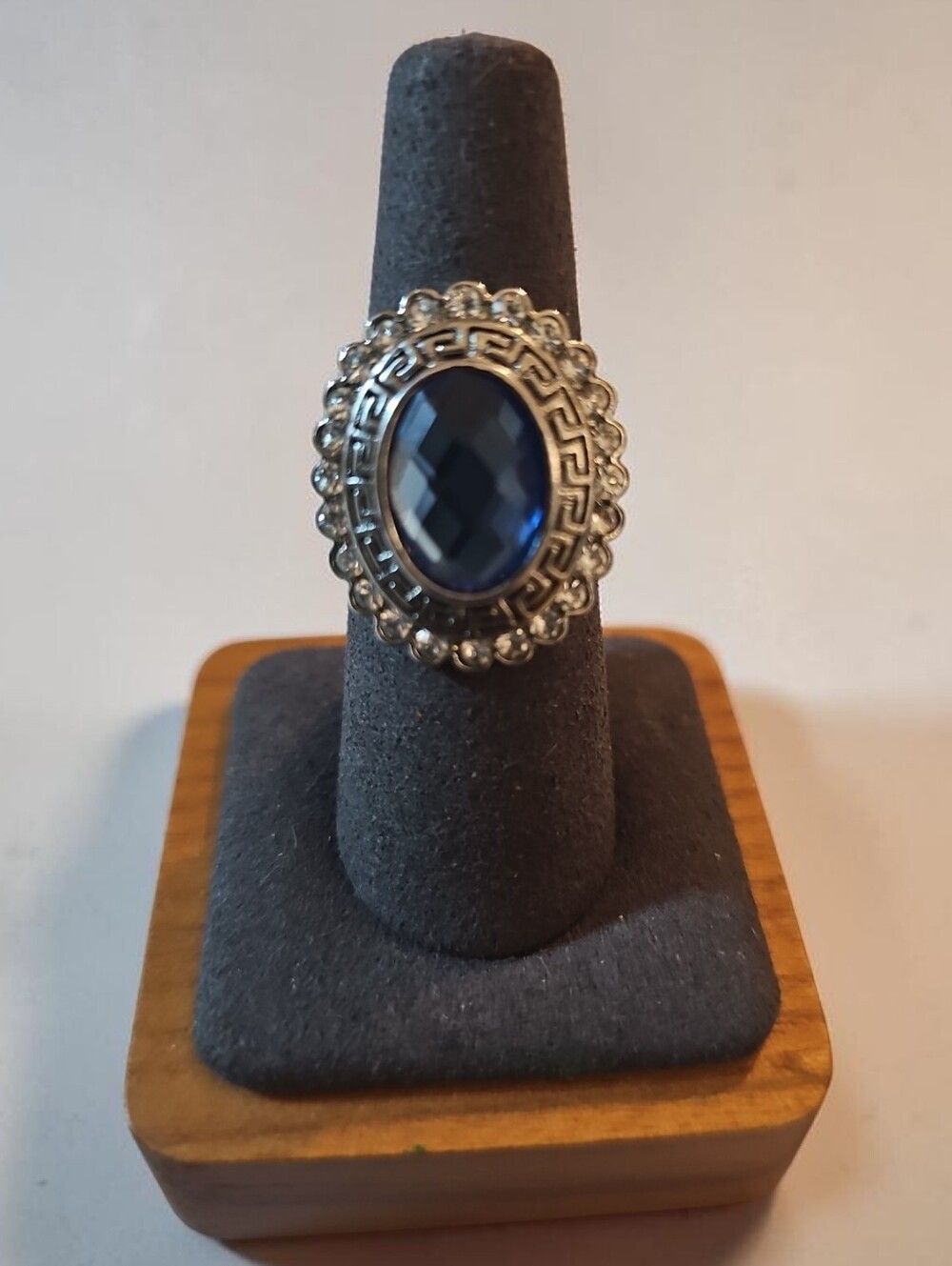 NWT SASSIFIIED Silver-Tone Blue Oval Statement Ring - Women Jewelry